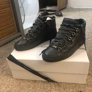 BALENCIAGA ARENA - Hi top sneakers